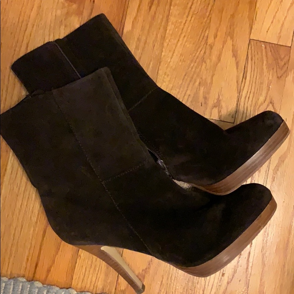 Steve Madden Brown Suede Boots❤️❤️